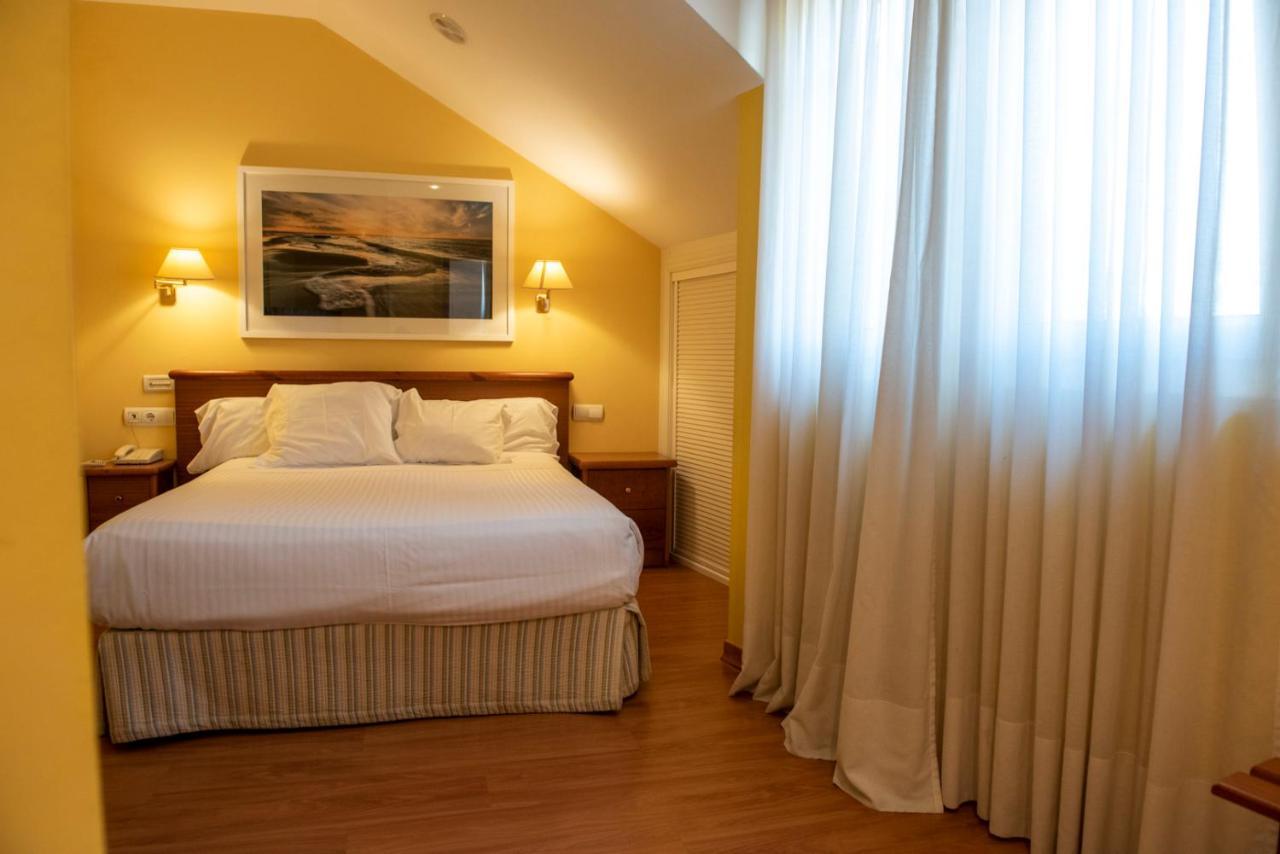 Hotel Faro De San Vicente San Vicente De La Barquera Bagian luar foto
