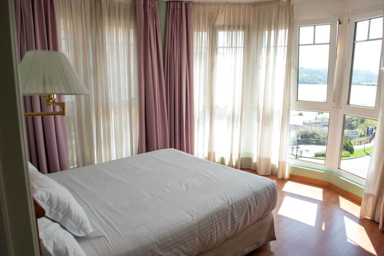 Hotel Faro De San Vicente San Vicente De La Barquera Bagian luar foto